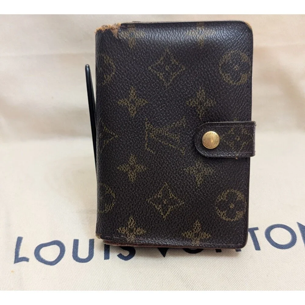 Louis Vuitton Monogram Kiss-Lock Bifold Wallet Vintage Made in USA S01901